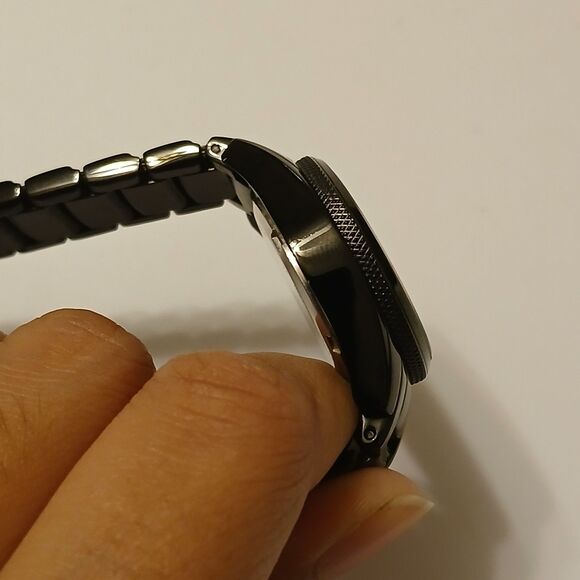 Fossil Women's MOP Dial Black Stainless Steel Analog 5 ATM Watch BQ1123 - Picture 11 of 11